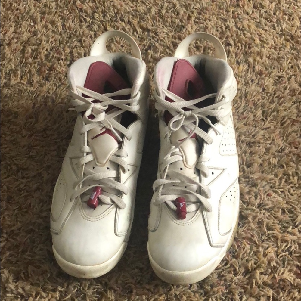 Jordan Maroon 6s size 12